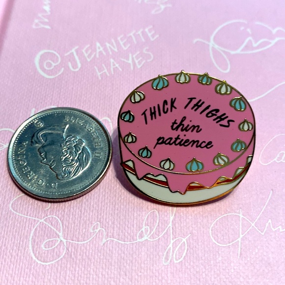 Thick thighs thins patience enamel pin - Picture 3 of 3
